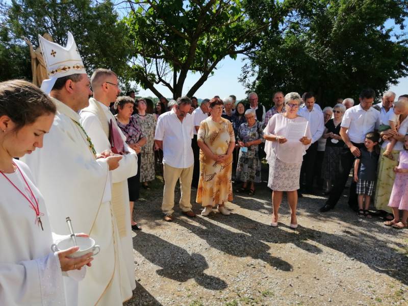 szentmise Nagykozárban (17).jpg